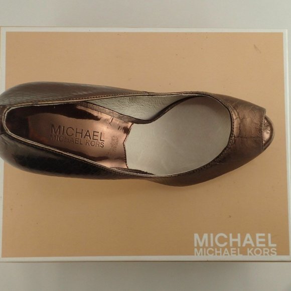 NIB MICHAEL KORS MK 40H2YOHP1E COCOA PLATFORMS 9.5 - Picture 5 of 8